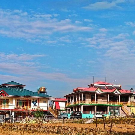 Bir Nest Hostel Buitenkant foto