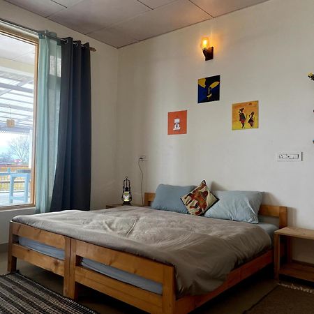 Bir Nest Hostel Buitenkant foto