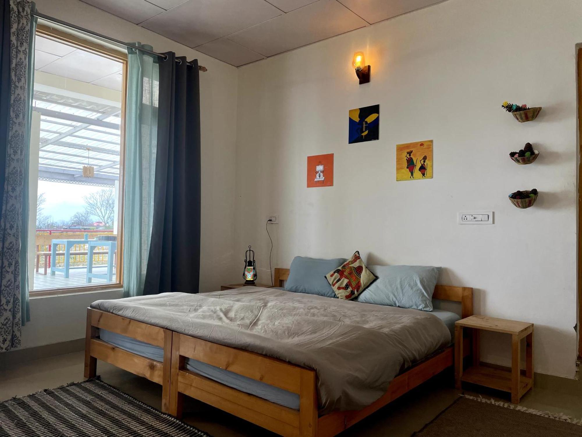 Bir Nest Hostel Buitenkant foto